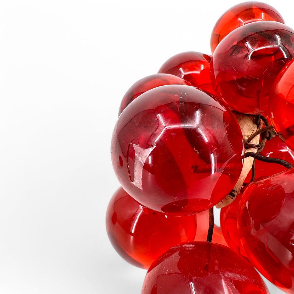 MCM Lucite Acrylic Red Grapes Cluster on Driftwood Stem Vintage Centerpiece - Picture 8 of 11